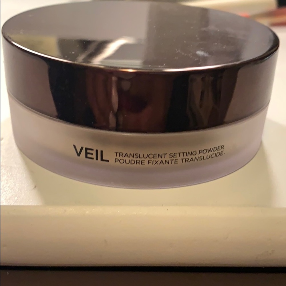 Hourglass Veil Translucent Setting Powder